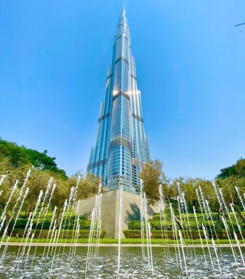 How Burj Khalif manages solar radiation… but at the cost of very labors who build it.